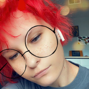 Meet your Posher, Claire